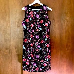 White House Black Market Size 8 Sleeveless Dress